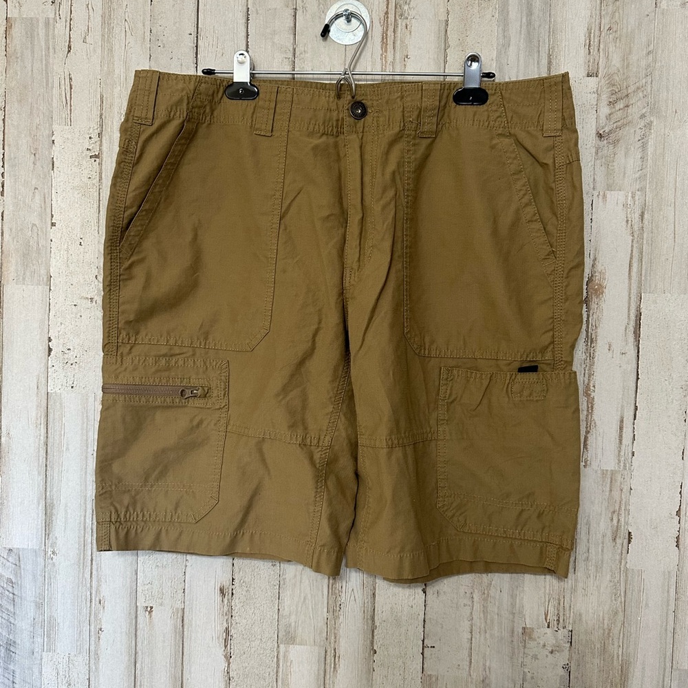 Eddie Bauer‎ Shorts